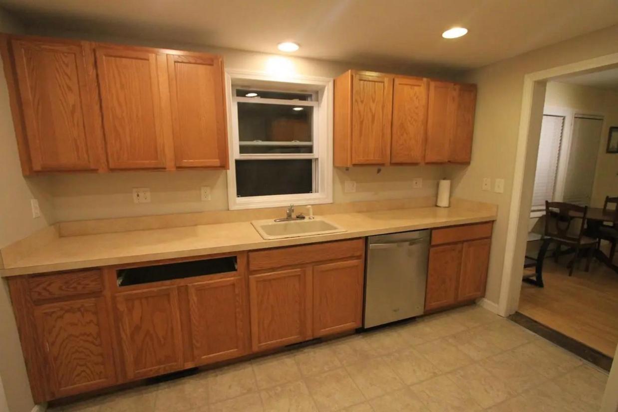 Superp South End Apartment