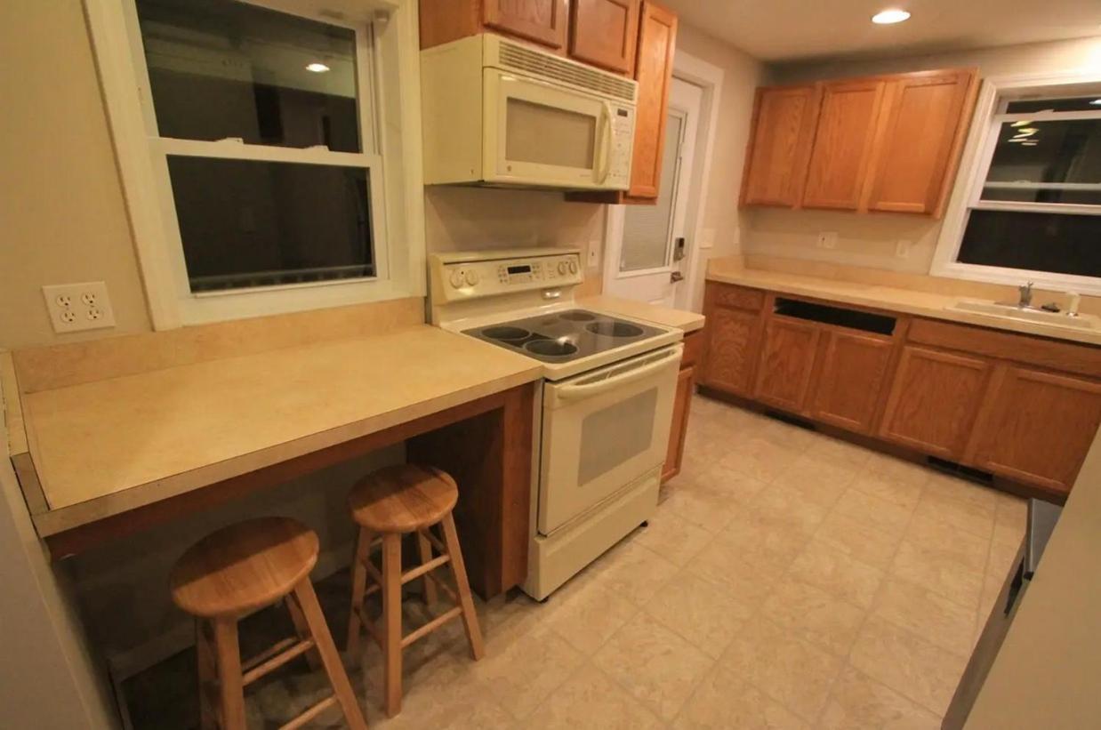 Superp South End Apartment Burlington